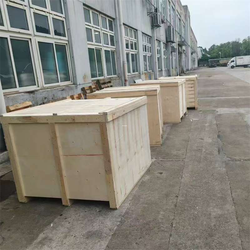 巴南区尼勒克县：物流专线的高效货运之旅